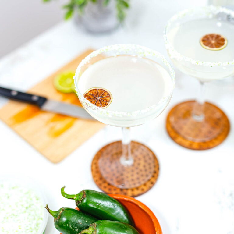 Ultimate Margarita Guide (History, Tips and More!)